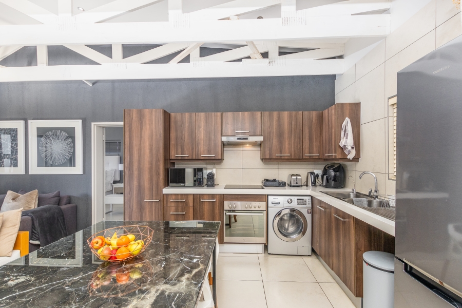2 Bedroom Property for Sale in Atholl Gauteng