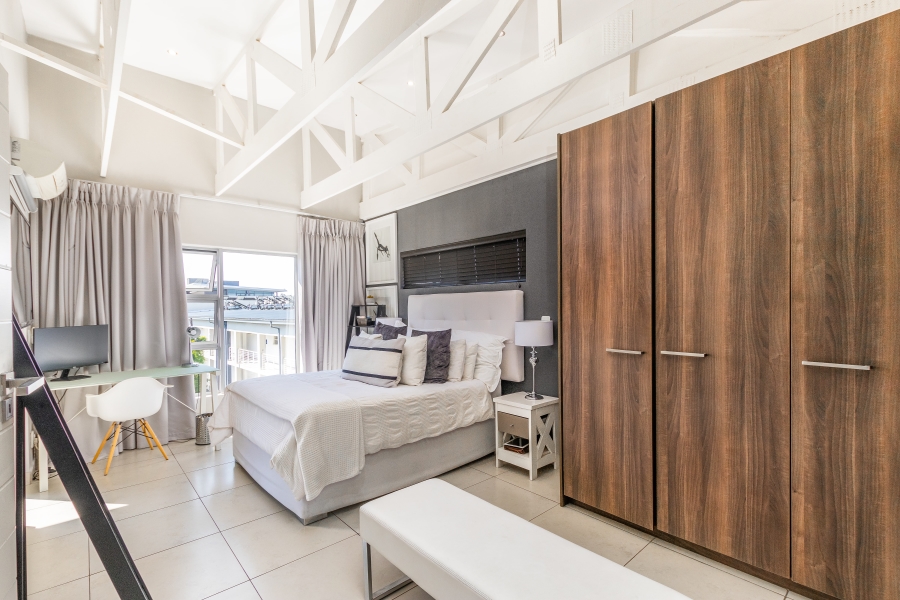 2 Bedroom Property for Sale in Atholl Gauteng