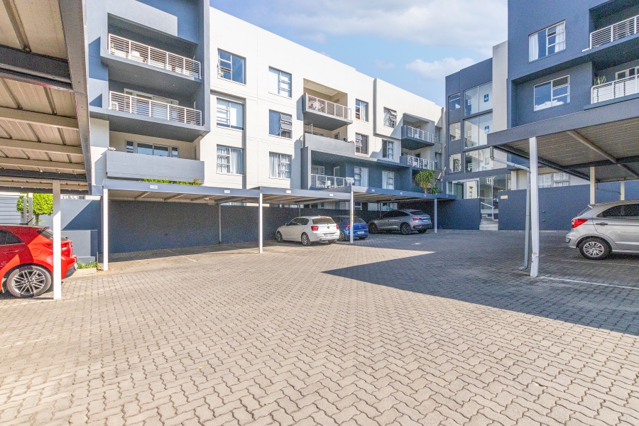 2 Bedroom Property for Sale in Atholl Gauteng