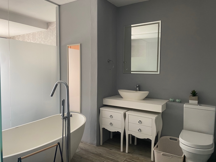 To Let 2 Bedroom Property for Rent in Morningside Gauteng