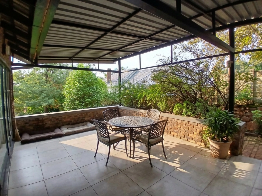 4 Bedroom Property for Sale in Waterkloof Ridge Gauteng