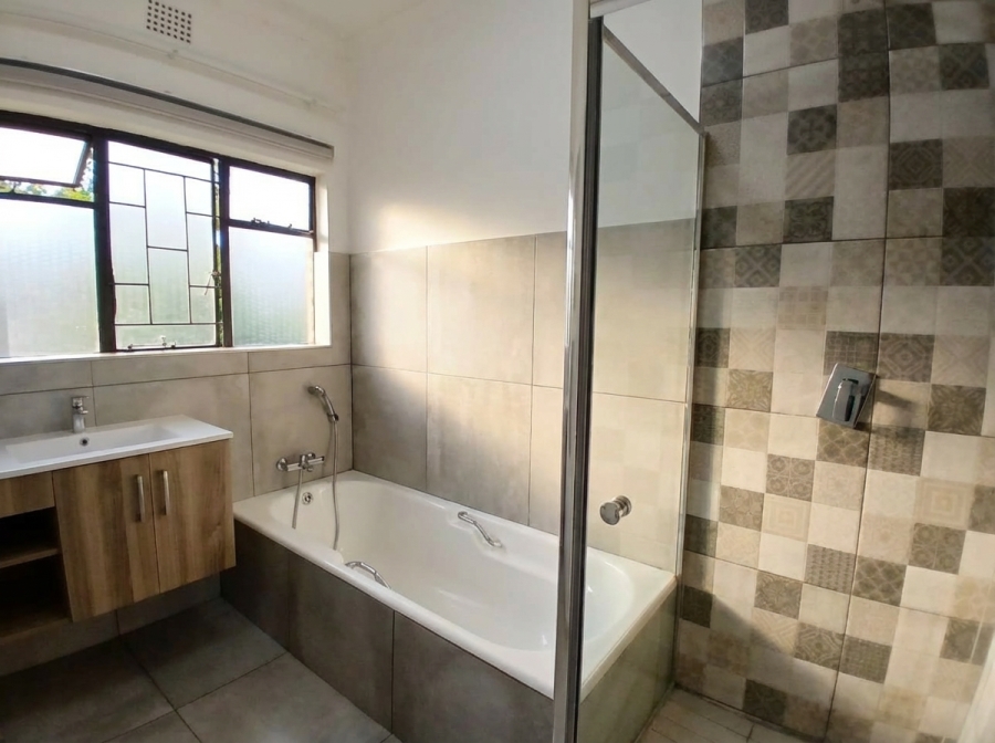 4 Bedroom Property for Sale in Waterkloof Ridge Gauteng