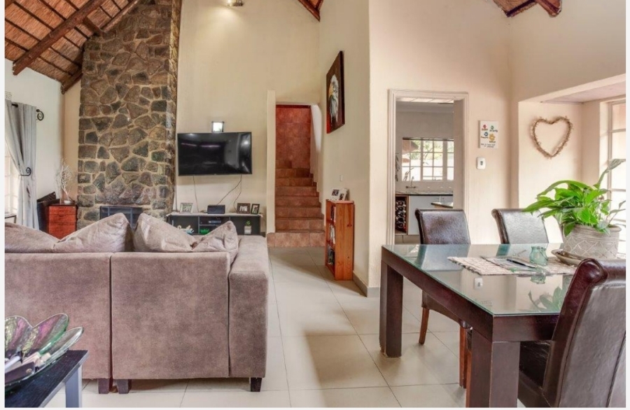 4 Bedroom Property for Sale in Weltevreden Park Gauteng