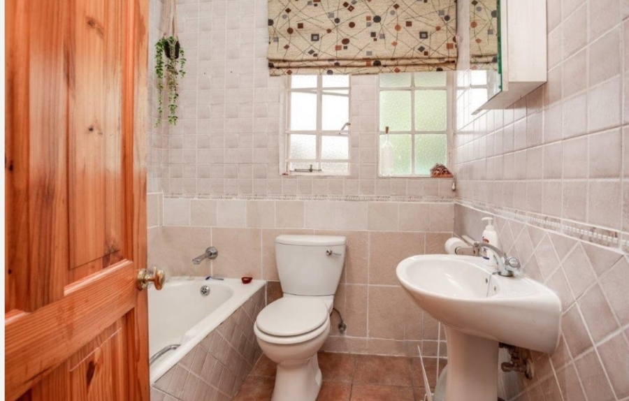 4 Bedroom Property for Sale in Weltevreden Park Gauteng