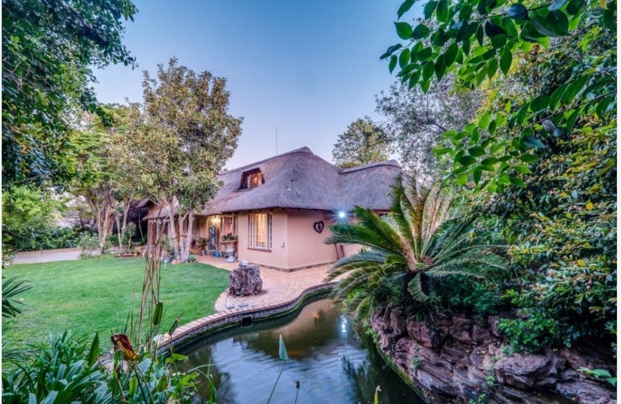 4 Bedroom Property for Sale in Weltevreden Park Gauteng