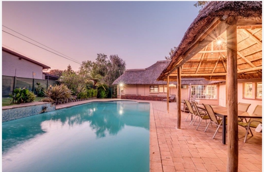 4 Bedroom Property for Sale in Weltevreden Park Gauteng