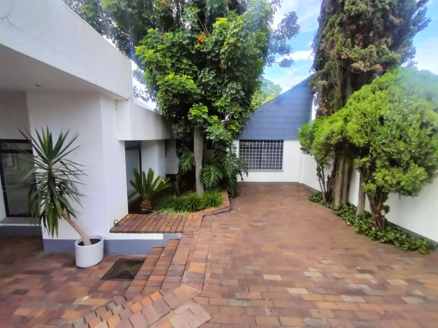 To Let Commercial Property for Rent in Kensington B Gauteng