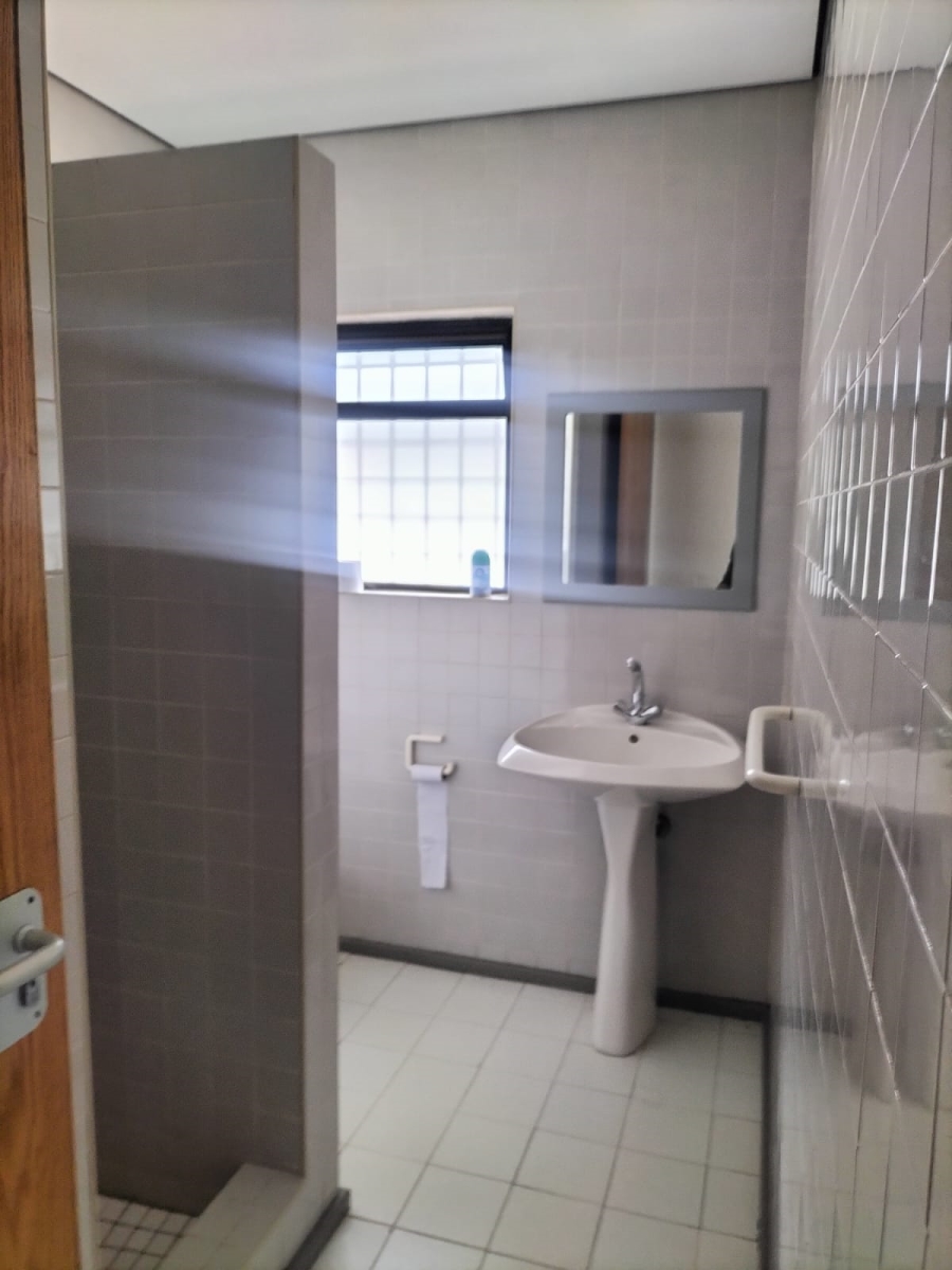 To Let Commercial Property for Rent in Kensington B Gauteng