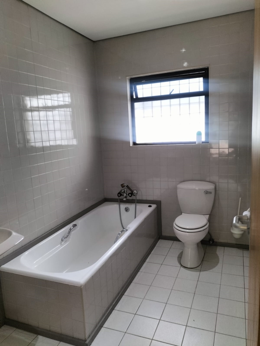 To Let Commercial Property for Rent in Kensington B Gauteng