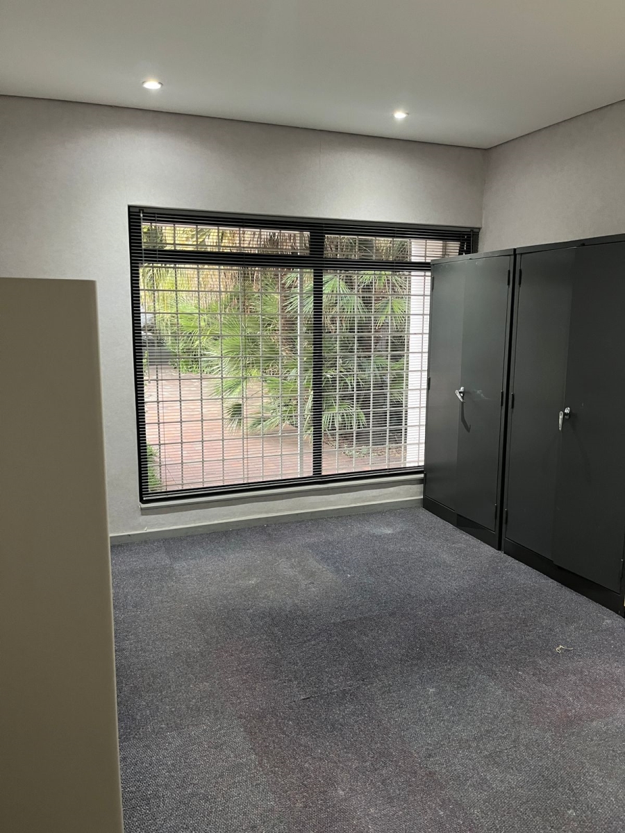 To Let Commercial Property for Rent in Kensington B Gauteng