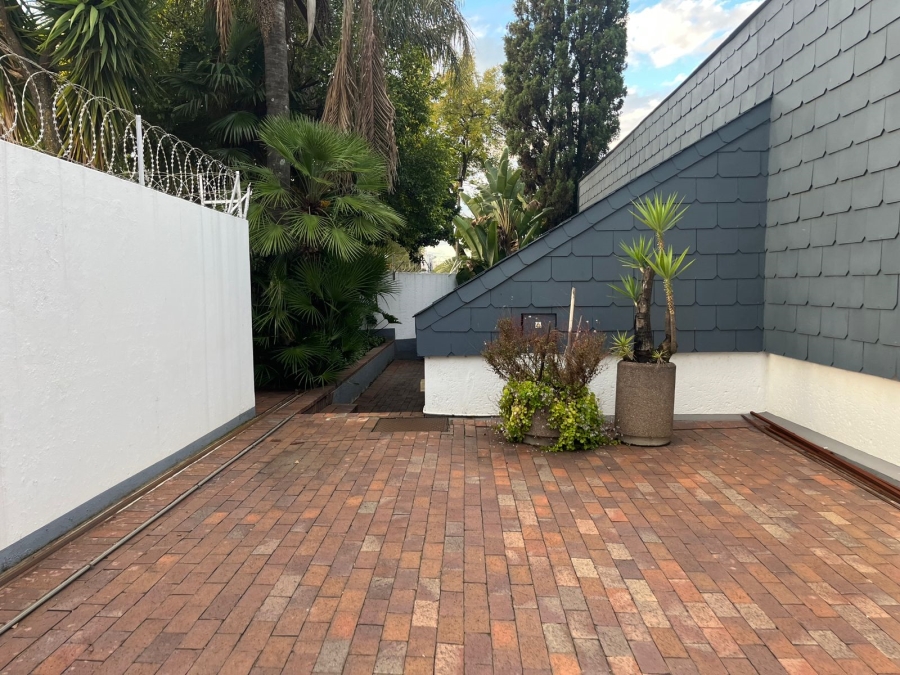 To Let Commercial Property for Rent in Kensington B Gauteng