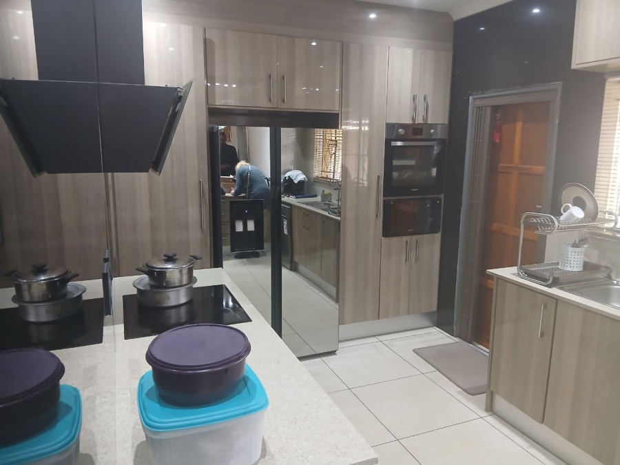 4 Bedroom Property for Sale in Illiondale Gauteng