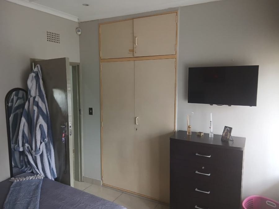 4 Bedroom Property for Sale in Illiondale Gauteng