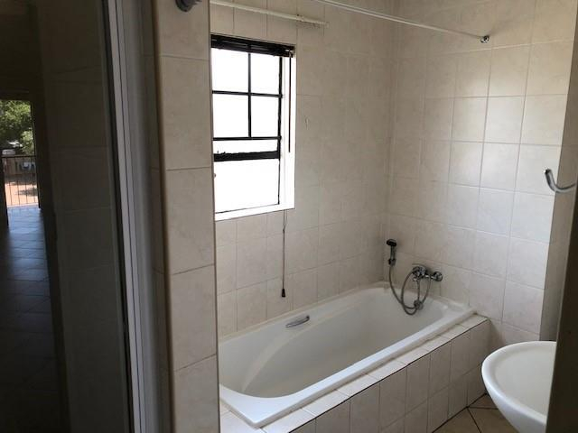 1 Bedroom Property for Sale in Edenvale Central Gauteng