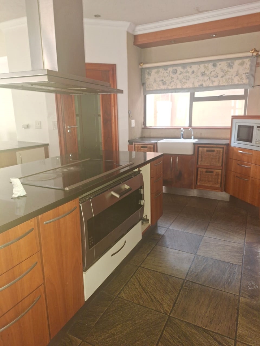 5 Bedroom Property for Sale in Bedfordview Gauteng