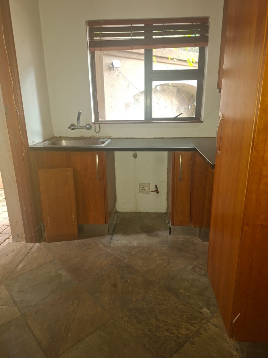 5 Bedroom Property for Sale in Bedfordview Gauteng