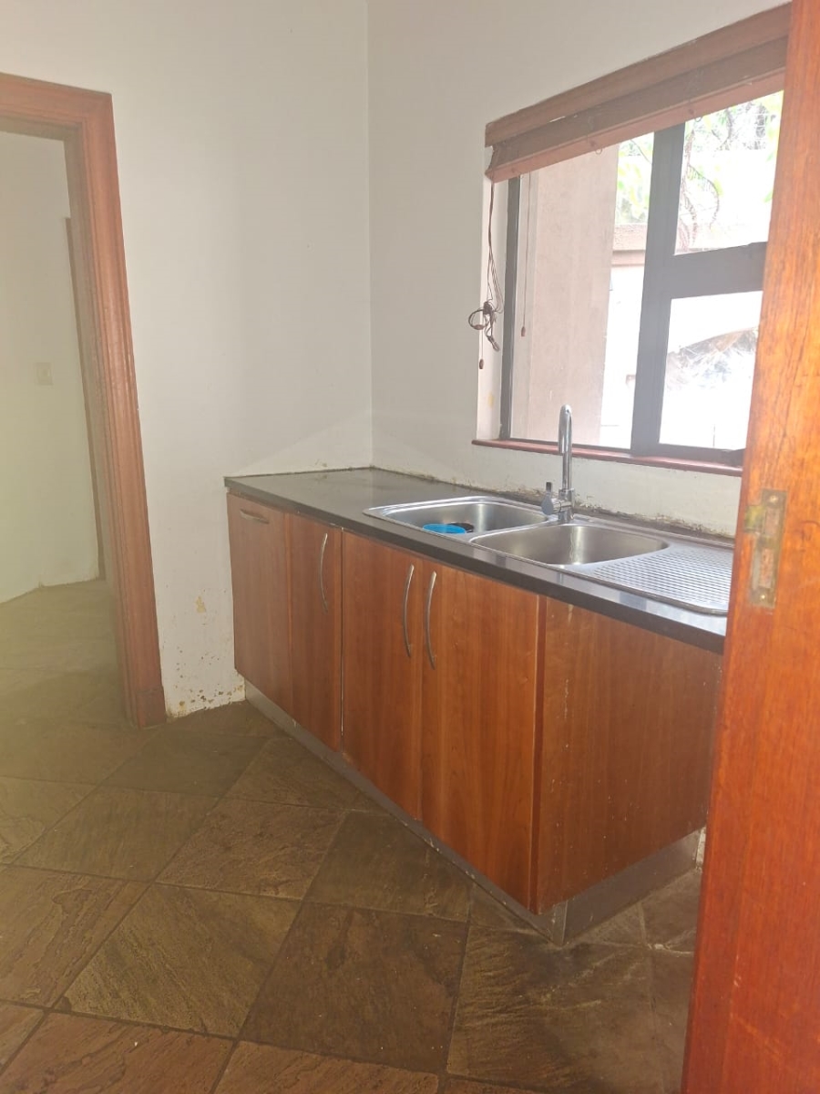 5 Bedroom Property for Sale in Bedfordview Gauteng