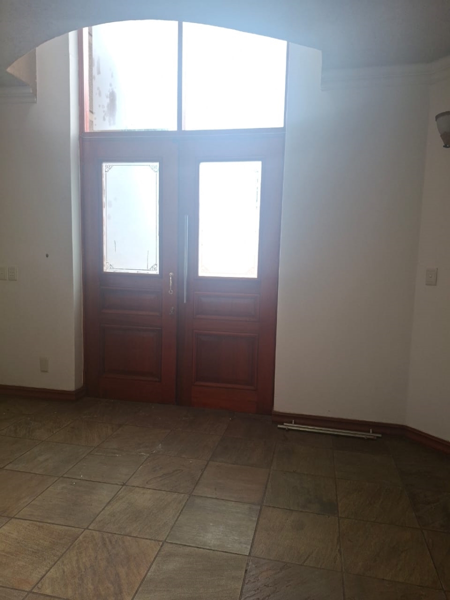 5 Bedroom Property for Sale in Bedfordview Gauteng