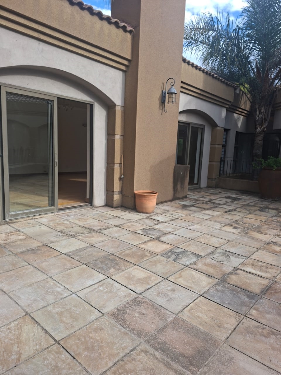5 Bedroom Property for Sale in Bedfordview Gauteng