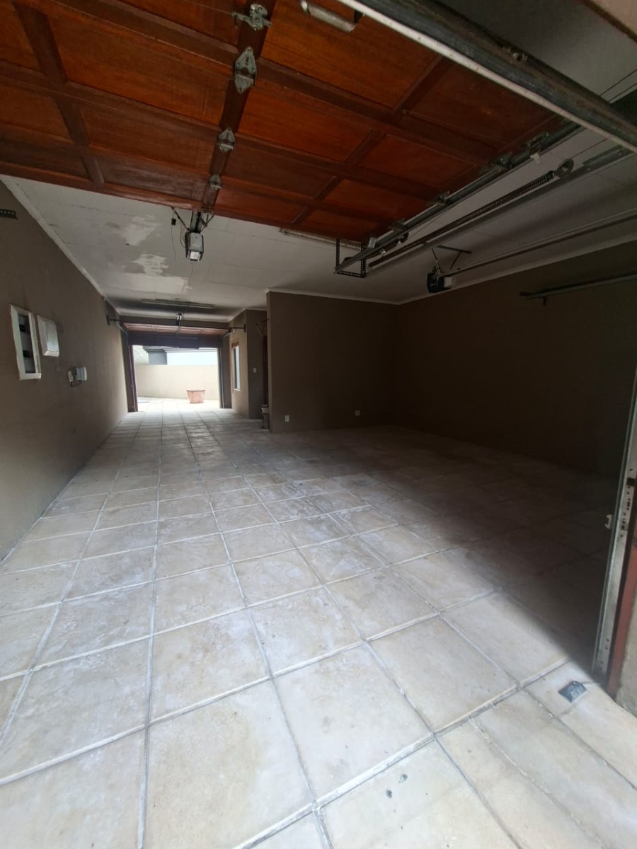 5 Bedroom Property for Sale in Bedfordview Gauteng