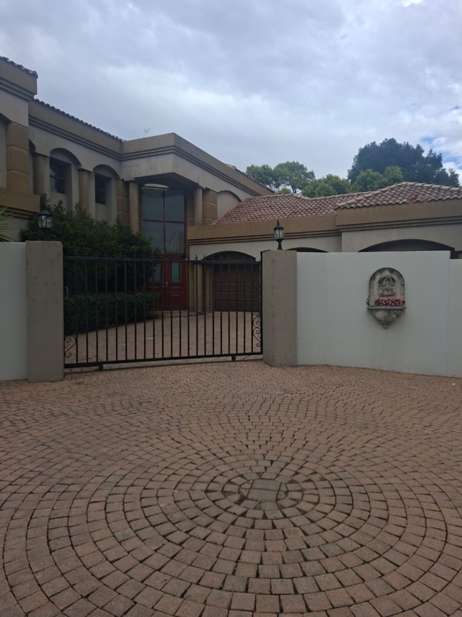 5 Bedroom Property for Sale in Bedfordview Gauteng