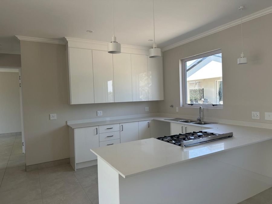 To Let 2 Bedroom Property for Rent in Modderfontein Gauteng
