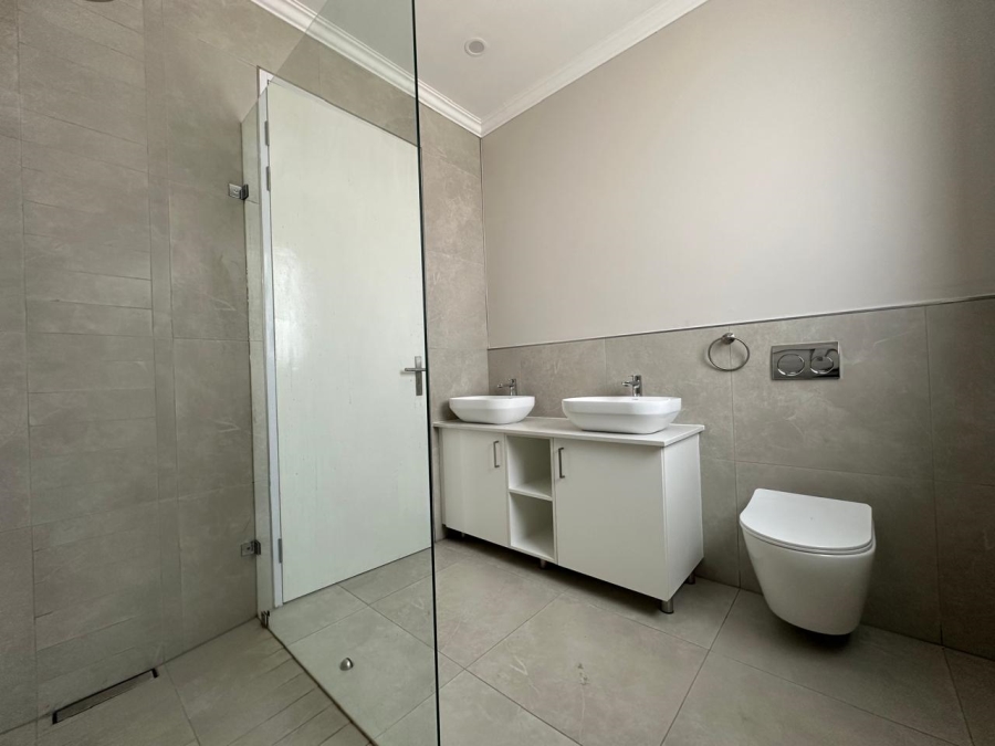 To Let 2 Bedroom Property for Rent in Modderfontein Gauteng