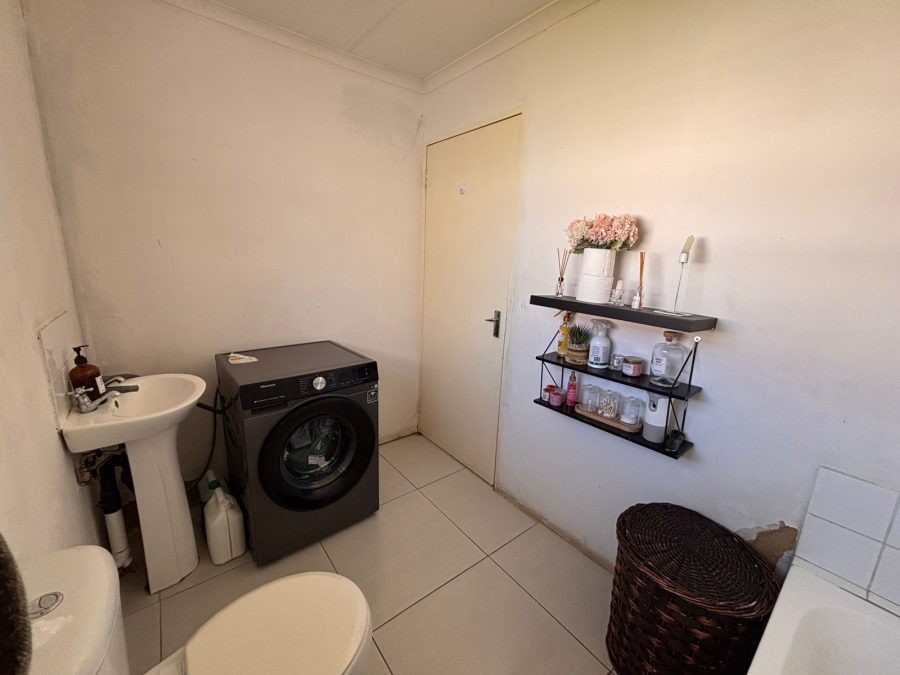 3 Bedroom Property for Sale in Kya Sands Gauteng