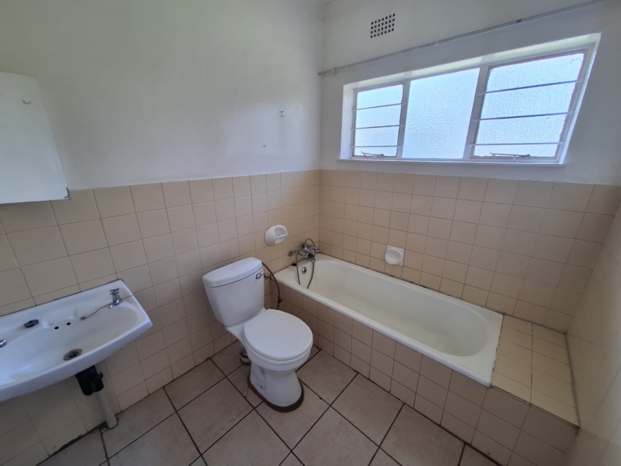 To Let 3 Bedroom Property for Rent in Luipaardsvlei Gauteng