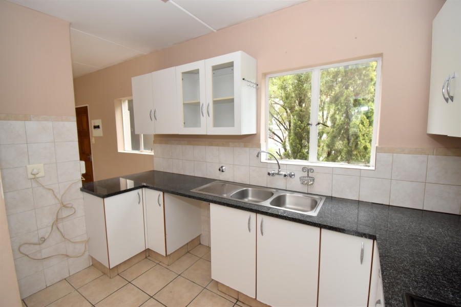 2 Bedroom Property for Sale in North Riding Gauteng