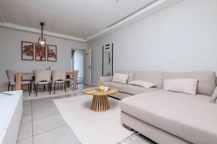 3 Bedroom Property for Sale in Waterfall Gauteng