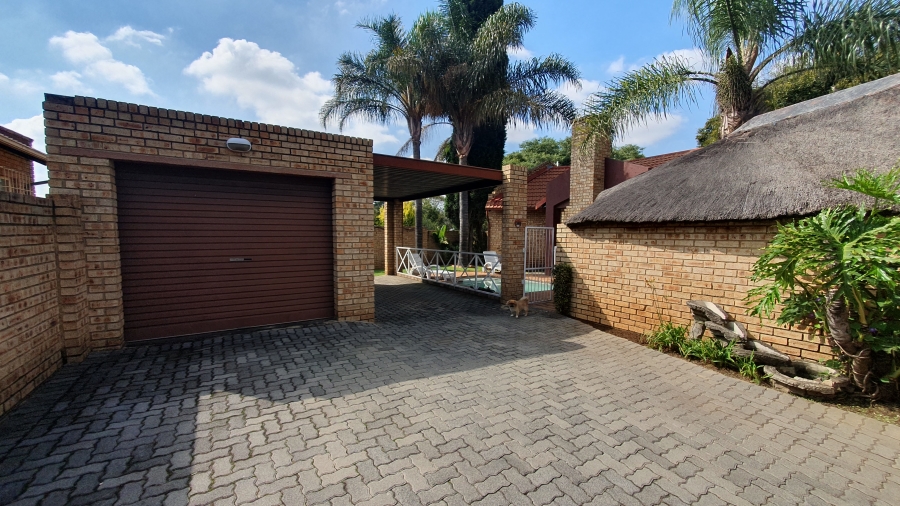 2 Bedroom Property for Sale in Union Gauteng