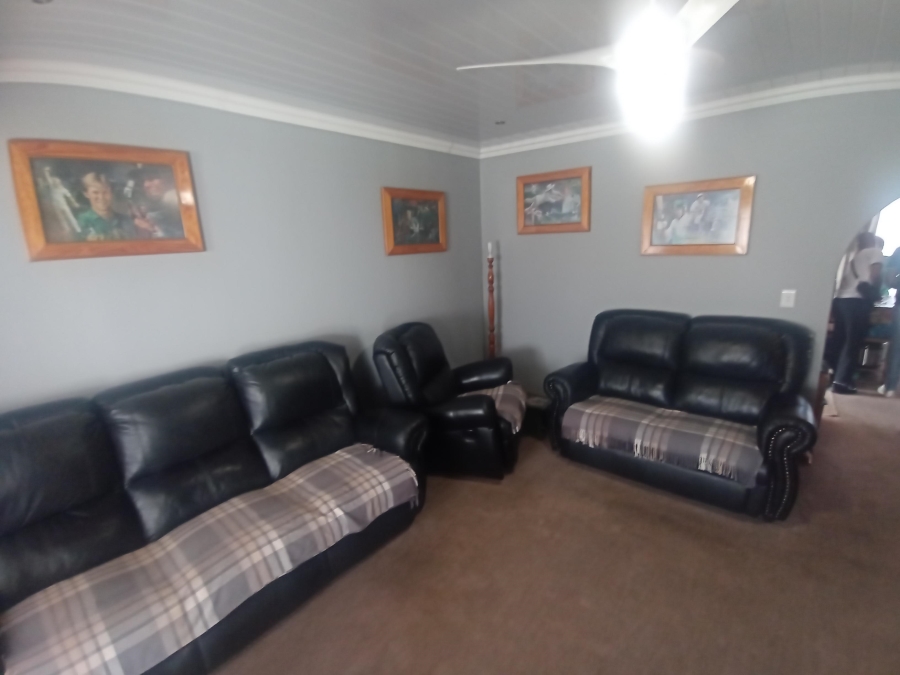3 Bedroom Property for Sale in Brackenhurst Gauteng