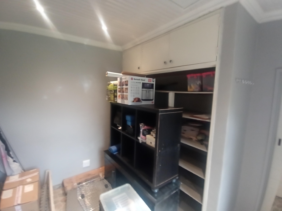 3 Bedroom Property for Sale in Brackenhurst Gauteng