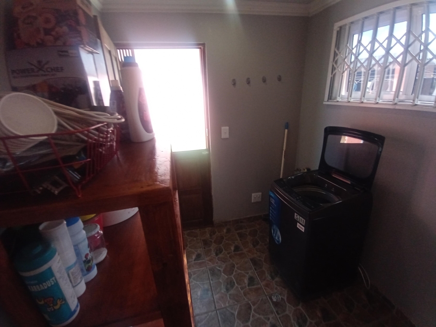 3 Bedroom Property for Sale in Brackenhurst Gauteng