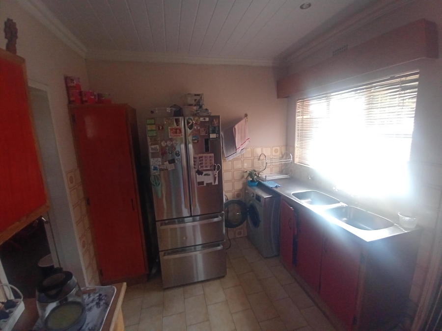3 Bedroom Property for Sale in Brackenhurst Gauteng