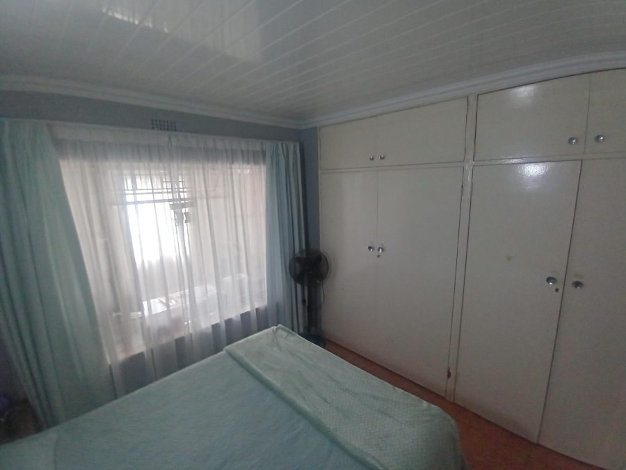 3 Bedroom Property for Sale in Brackenhurst Gauteng