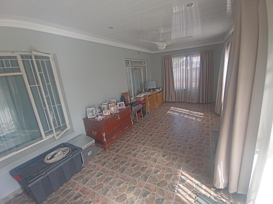3 Bedroom Property for Sale in Brackenhurst Gauteng
