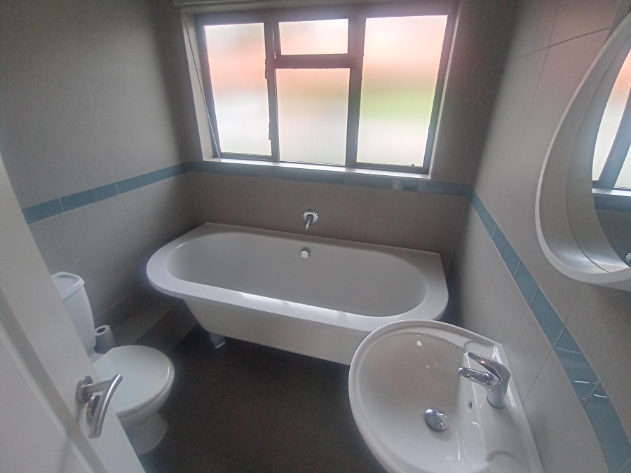 2 Bedroom Property for Sale in Glenvista Gauteng