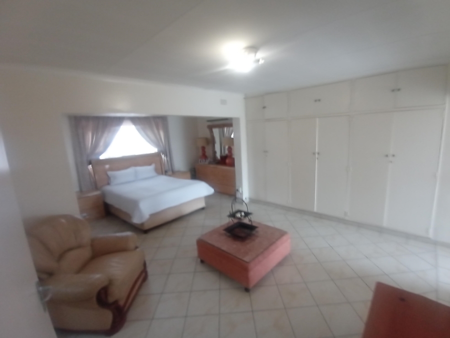 3 Bedroom Property for Sale in Glenvista Gauteng