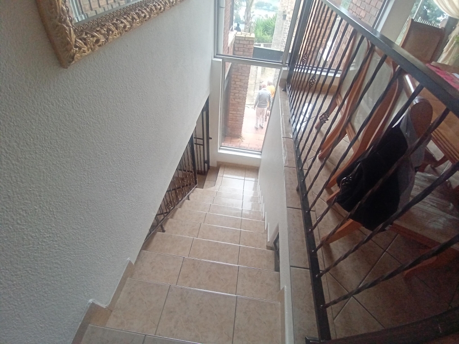 3 Bedroom Property for Sale in Glenvista Gauteng