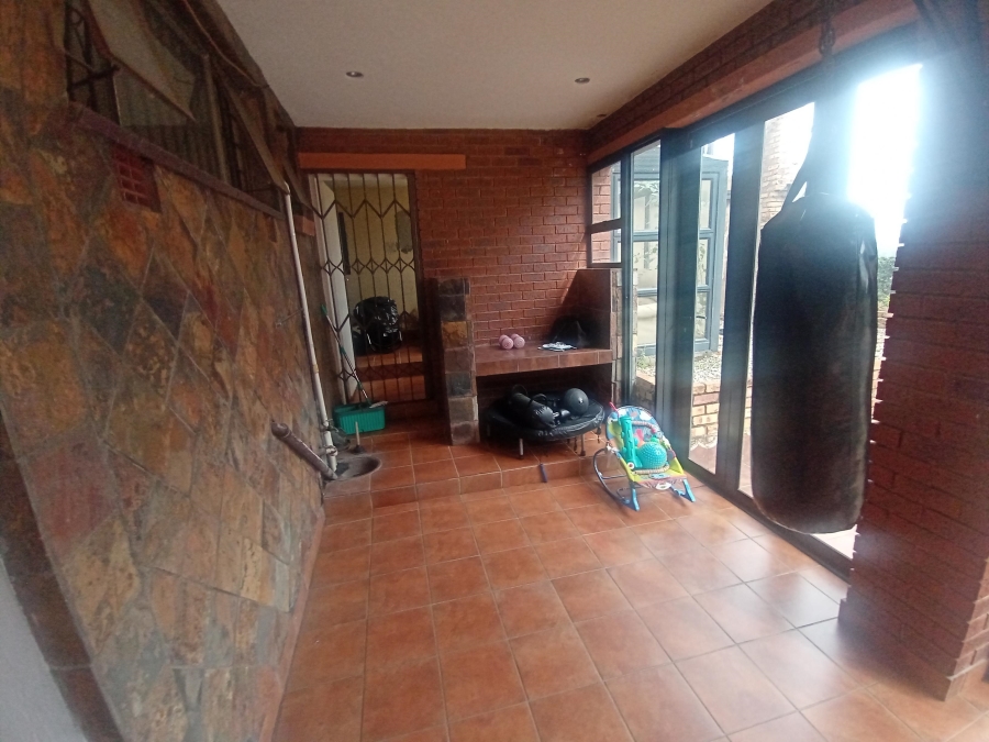 3 Bedroom Property for Sale in Glenvista Gauteng