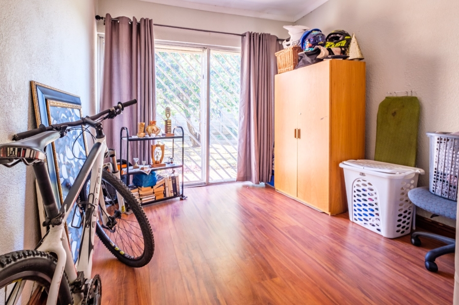 3 Bedroom Property for Sale in Brackendowns Gauteng
