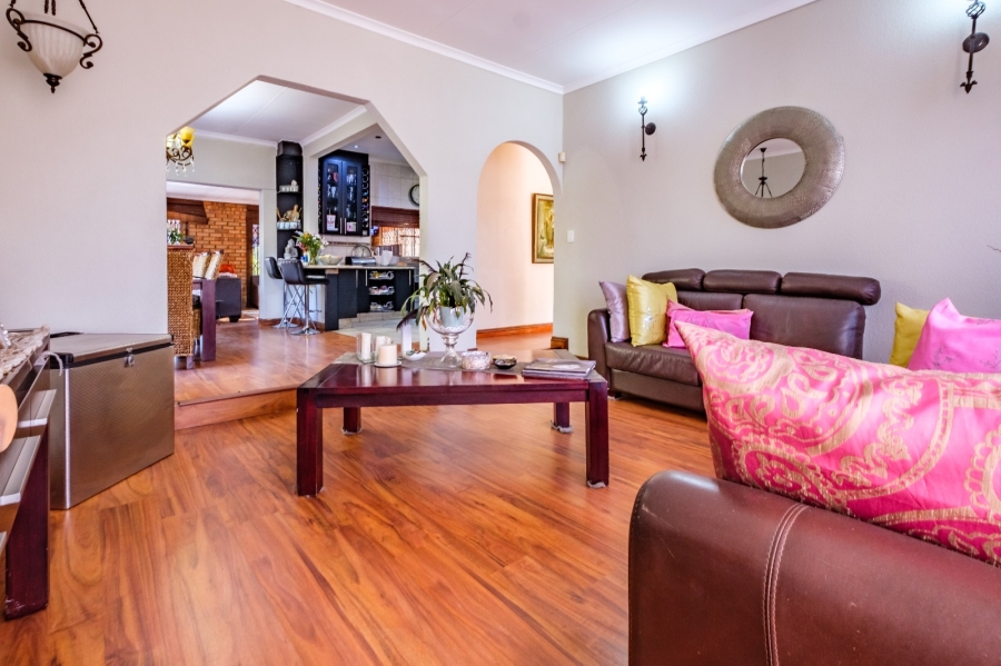 3 Bedroom Property for Sale in Brackendowns Gauteng