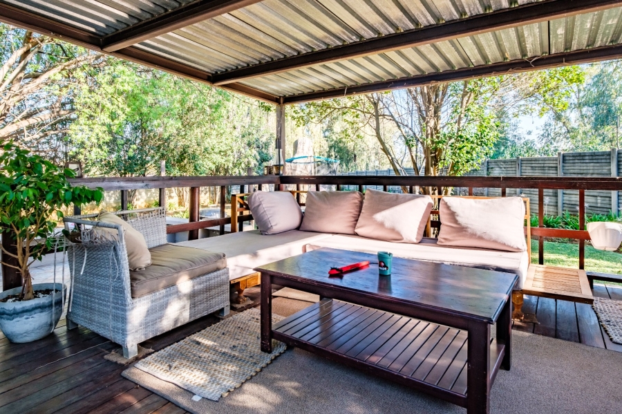 3 Bedroom Property for Sale in Brackendowns Gauteng