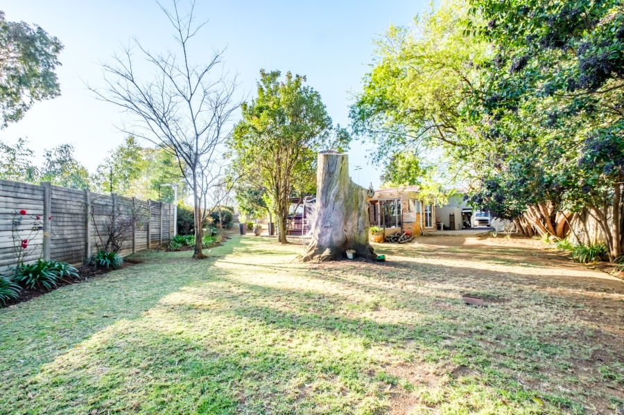 3 Bedroom Property for Sale in Brackendowns Gauteng