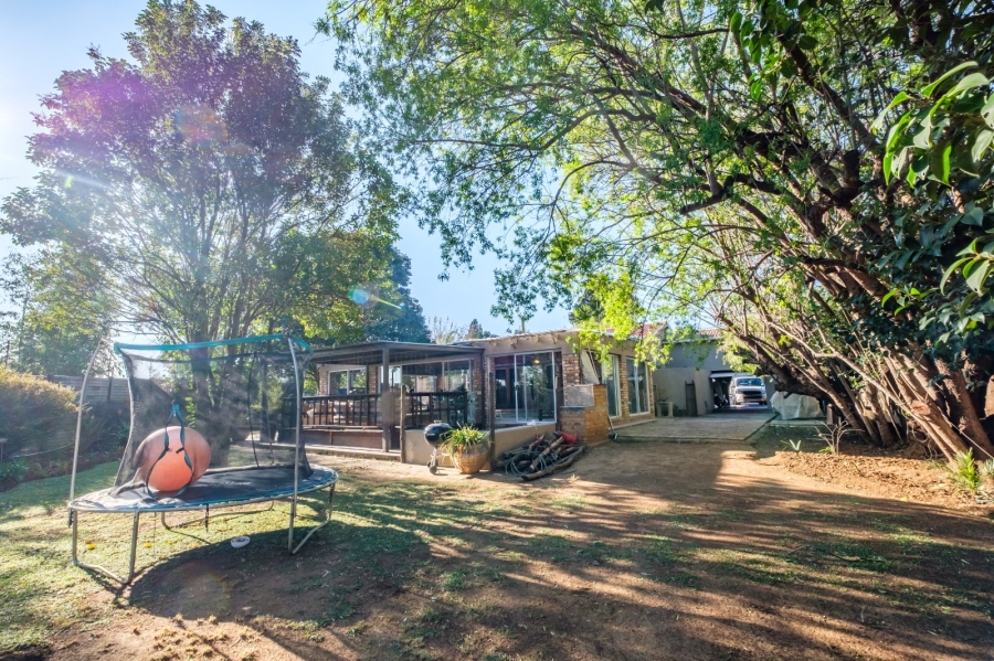 3 Bedroom Property for Sale in Brackendowns Gauteng