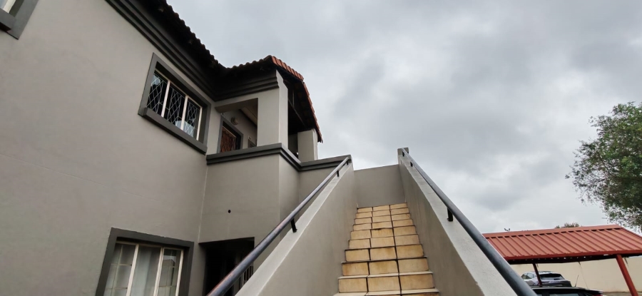 3 Bedroom Property for Sale in Country View Gauteng