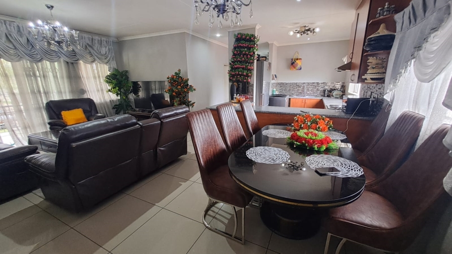 3 Bedroom Property for Sale in Country View Gauteng
