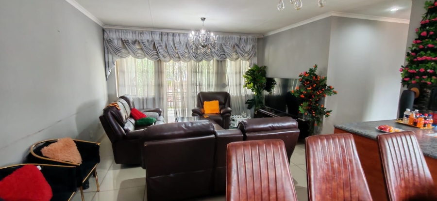 3 Bedroom Property for Sale in Country View Gauteng